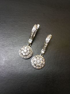 Изумительные бриллиантовые серьги