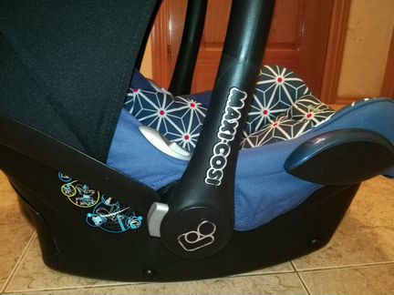 Автокресло Maxi-cosi cabriofix