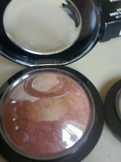 MAC. Хайлайтер и тени