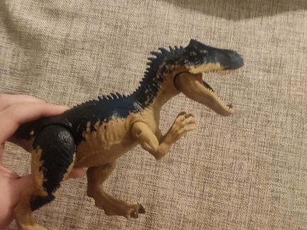 Аллозавр Jurassic World