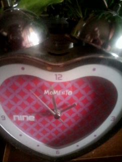 Часы будильник