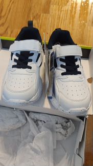 Кроссовки детские