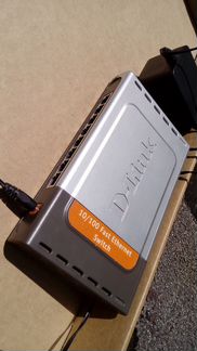 Коммутатор роутер D-Link DES-1008D