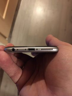 Телефон iPhone 6