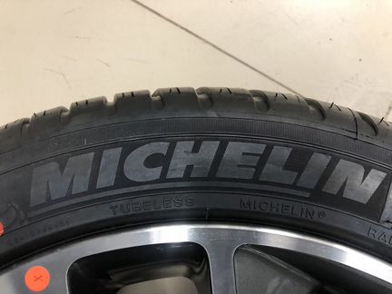 Новые Michelin Pilot Sport 3 235/45 ZR18 98Y