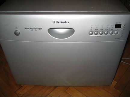 Посудомоечная машина Electrolux ESF 2450S