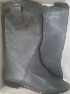 Кожаные сапоги новые