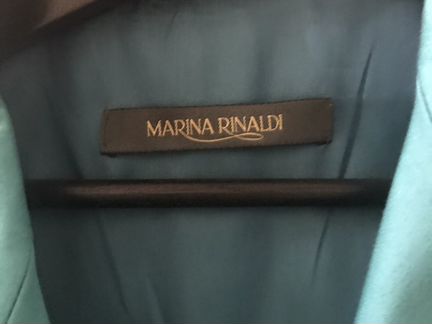 Женский костюм бренда Marina Rinaldi