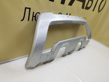 Накладка бампера передняя Renault Duster