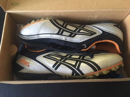 Шиповки asics