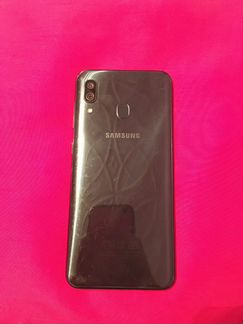 Samsung Galaxy A30 64GB,Чёрный.Идеал