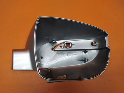 Накладка зеркала правая Hyundai Ix35 2010-2015