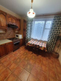 2-к квартира, 60 м², 12/17 эт.
