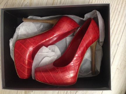 Туфли Gianmarco Lorenzi красные крокодил