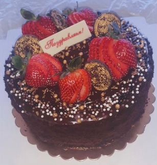 Торты,пироженные,куличи,выпечка,домашняя еда