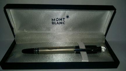 Шариковая ручка mont blanc