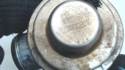 Клапан рециркуляции газов (EGR) Volkswagen Golf 4