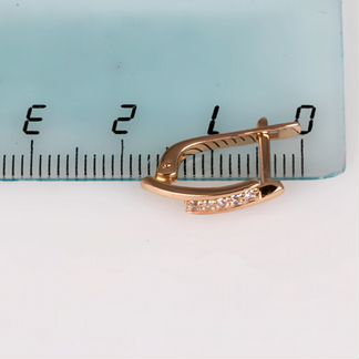 Серьги из золота с фианитами