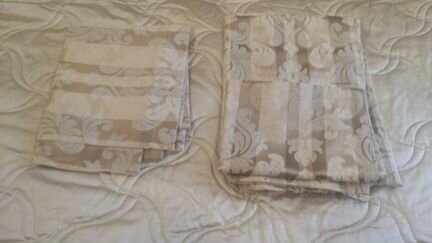 Продаю к-т: шторы + покрывало + подушки