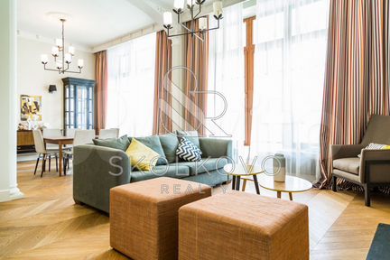 3-к квартира, 166 м², 4/6 эт.